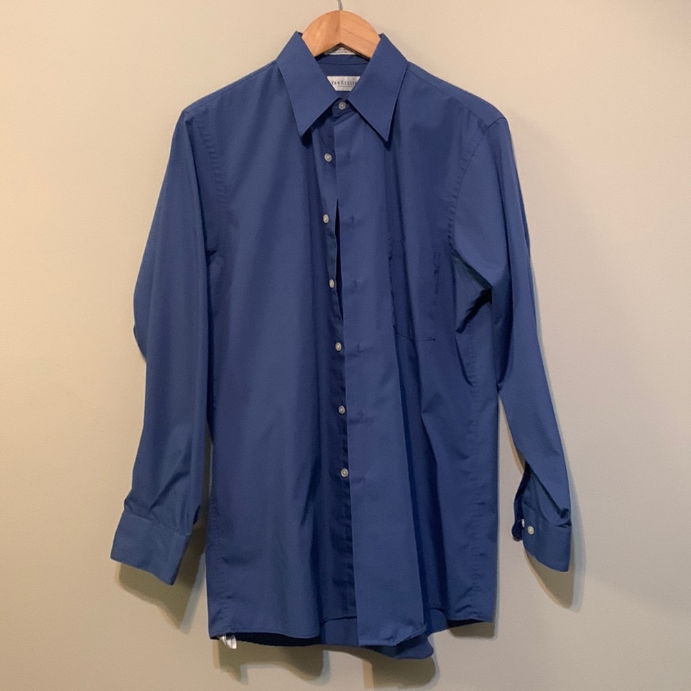 Men’s Van Heusen Dress Shirt